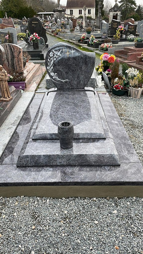 realisation monument 12